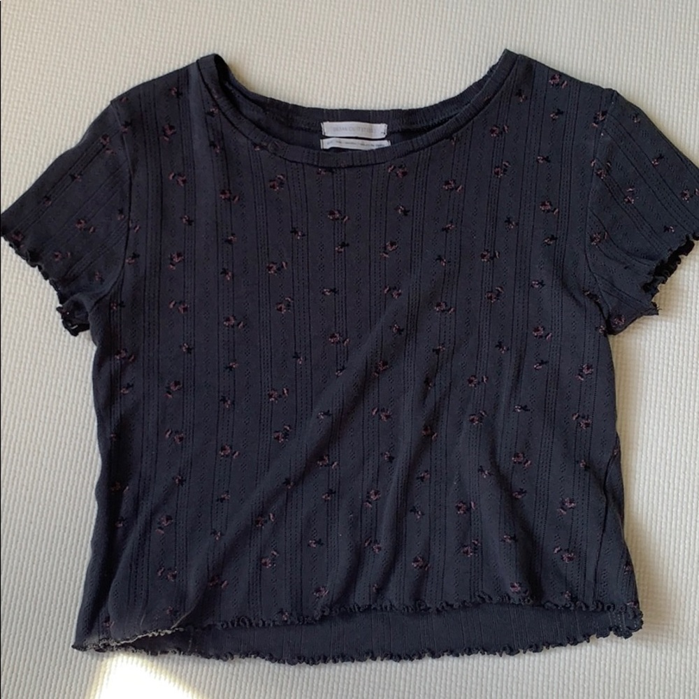 Urban outfitters short sleeve top